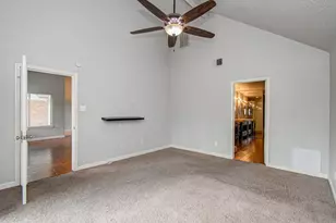 13030 Hollow Brook Dr, Houston, TX 77082 - Photo 22