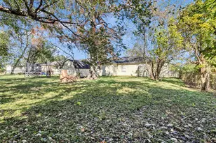 7622 S Hall St, Houston, TX 77028 - Photo 22