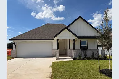 916 Legrand Street, Brenham, TX 77833 - Photo 1