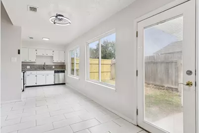 14067 Towneway Drive, Sugar Land, TX 77498 - Photo 8