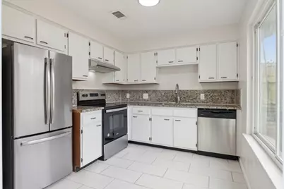 14067 Towneway Drive, Sugar Land, TX 77498 - Photo 10
