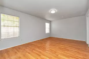 8914 Dirby St, Houston, TX 77075 - Photo 18