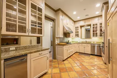 603 W Friar Tuck Lane, Houston, TX 77024 - Photo 40