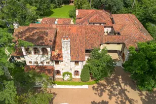 603 W Friar Tuck Ln, Houston, TX 77024 - Photo 48