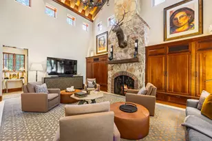 603 W Friar Tuck Ln, Houston, TX 77024 - Photo 28