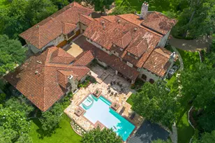 603 W Friar Tuck Ln, Houston, TX 77024 - Photo 46