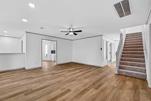 10306 Golden Meadow Dr, Houston, TX 77064 - Photo 12