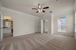 9934 E Yearling Pl, Conroe, TX 77385 - Photo 14