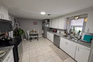 1910 Reese St, Liberty, TX 77575 - Photo 6