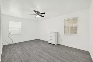 11878 Fairpoint Dr, Houston, TX 77099 - Photo 16