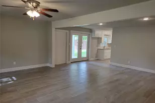 1211 Crestmont St, Wharton, TX 77488 - Photo 12
