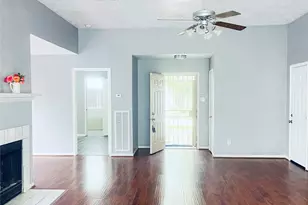 6406 Bayou Crest Dr, Houston, TX 77088 - Photo 4