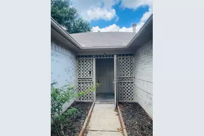 6406 Bayou Crest Drive, Houston, TX 77088 - Photo 2