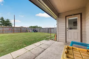 811 Petunia Falls Ln, Rosharon, TX 77583 - Photo 38