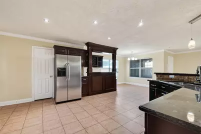 5810 Post Oak Manor Drive, Houston, TX 77085 - Photo 6