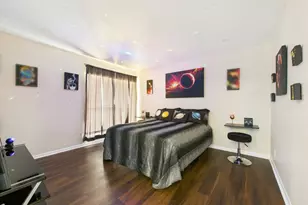 2814 S Bartell Dr, Houston, TX 77054 - Photo 8