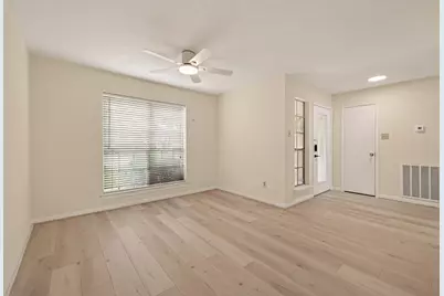 1404 Osborne Drive, Friendswood, TX 77546 - Photo 8