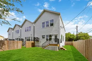 2301 Staples St, Houston, TX 77026 - Photo 26