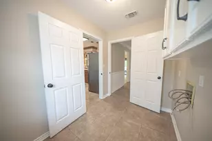 309 Camelot Cir, Lufkin, TX 75904 - Photo 8