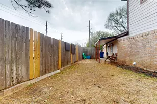 8103 Wycomb Dr, Houston, TX 77070 - Photo 38