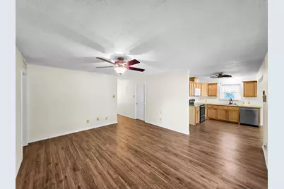 1438 W Palm Drive, Winnie, TX 77665 - Photo 14