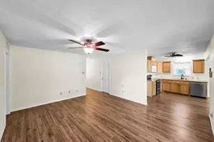 1438 W Palm Dr, Winnie, TX 77665 - Photo 14