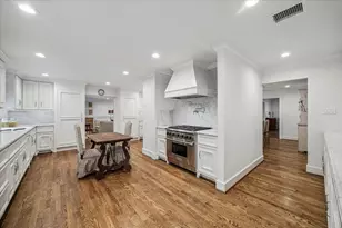 3444 Meadow Lake Ln, Houston, TX 77027 - Photo 20