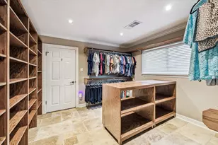 12518 Hazelwood Ln, Houston, TX 77077 - Photo 22