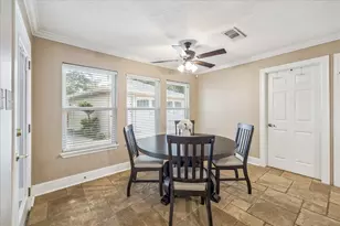 12518 Hazelwood Ln, Houston, TX 77077 - Photo 16