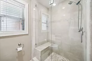 12518 Hazelwood Ln, Houston, TX 77077 - Photo 20