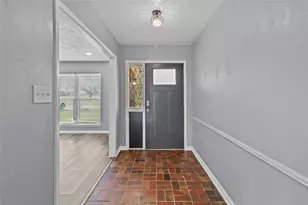 1310 El Dorado Blvd, Houston, TX 77062 - Photo 4
