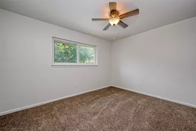 1911 Sherwood Forest Street #9, Houston, TX 77043 - Photo 20
