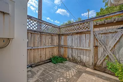 1911 Sherwood Forest Street #9, Houston, TX 77043 - Photo 24