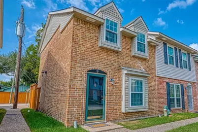 1911 Sherwood Forest Street #9, Houston, TX 77043 - Photo 2