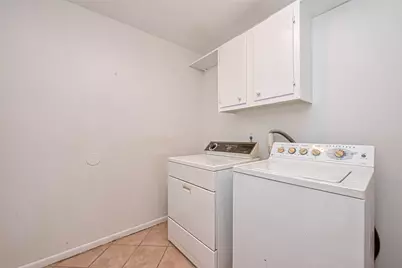 1911 Sherwood Forest Street #9, Houston, TX 77043 - Photo 22