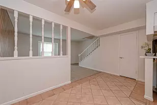 1911 Sherwood Forest St, Houston, TX 77043 - Photo 8
