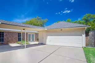 3411 Honeylocust Dr, Sugar Land, TX 77479 - Photo 28