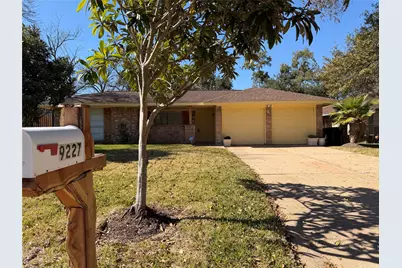 9227 Vanwood Street, Houston, TX 77040 - Photo 1