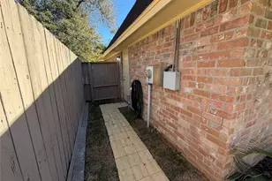 9227 Vanwood St, Houston, TX 77040 - Photo 16