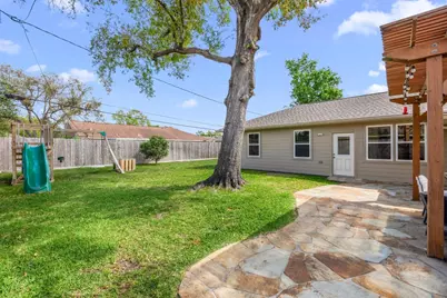 6546 Lindyann Lane, Houston, TX 77008 - Photo 28
