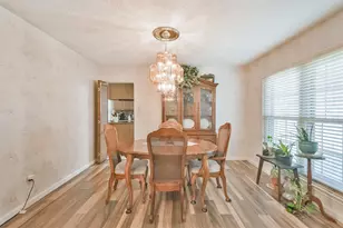 1602 N Hollow Dr, Humble, TX 77396 - Photo 4