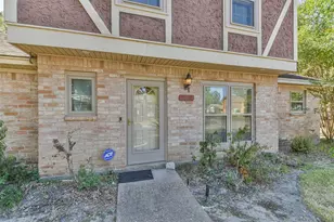 1602 N Hollow Dr, Humble, TX 77396 - Photo 2