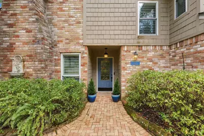 8 Diamond Oak Court, The Woodlands, TX 77381 - Photo 4
