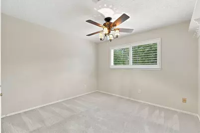 8 Diamond Oak Court, The Woodlands, TX 77381 - Photo 28