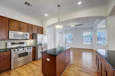 7539 Highmeadow, Houston, TX 77063 - Photo 2