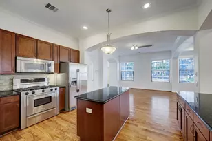 7539 Highmeadow, Houston, TX 77063 - Photo 2