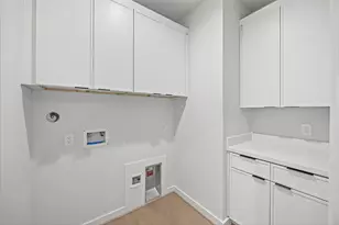523 Hillwood Hts Dr, Houston, TX 77091 - Photo 34