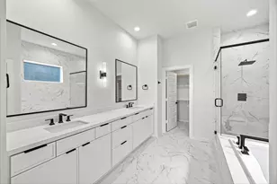 523 Hillwood Hts Dr, Houston, TX 77091 - Photo 26