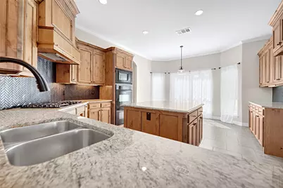 305 Main Street, Roanoke, TX 76262 - Photo 8