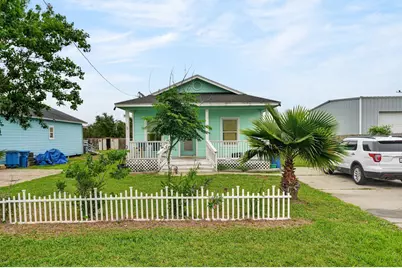 1824 Highway 35 S, Rockport, TX 78382 - Photo 1